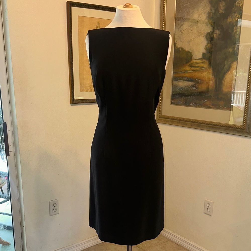 DAVID WARREN PETITES Elegant Black Sleeveless Dress w/ Scoop Back Size 12P